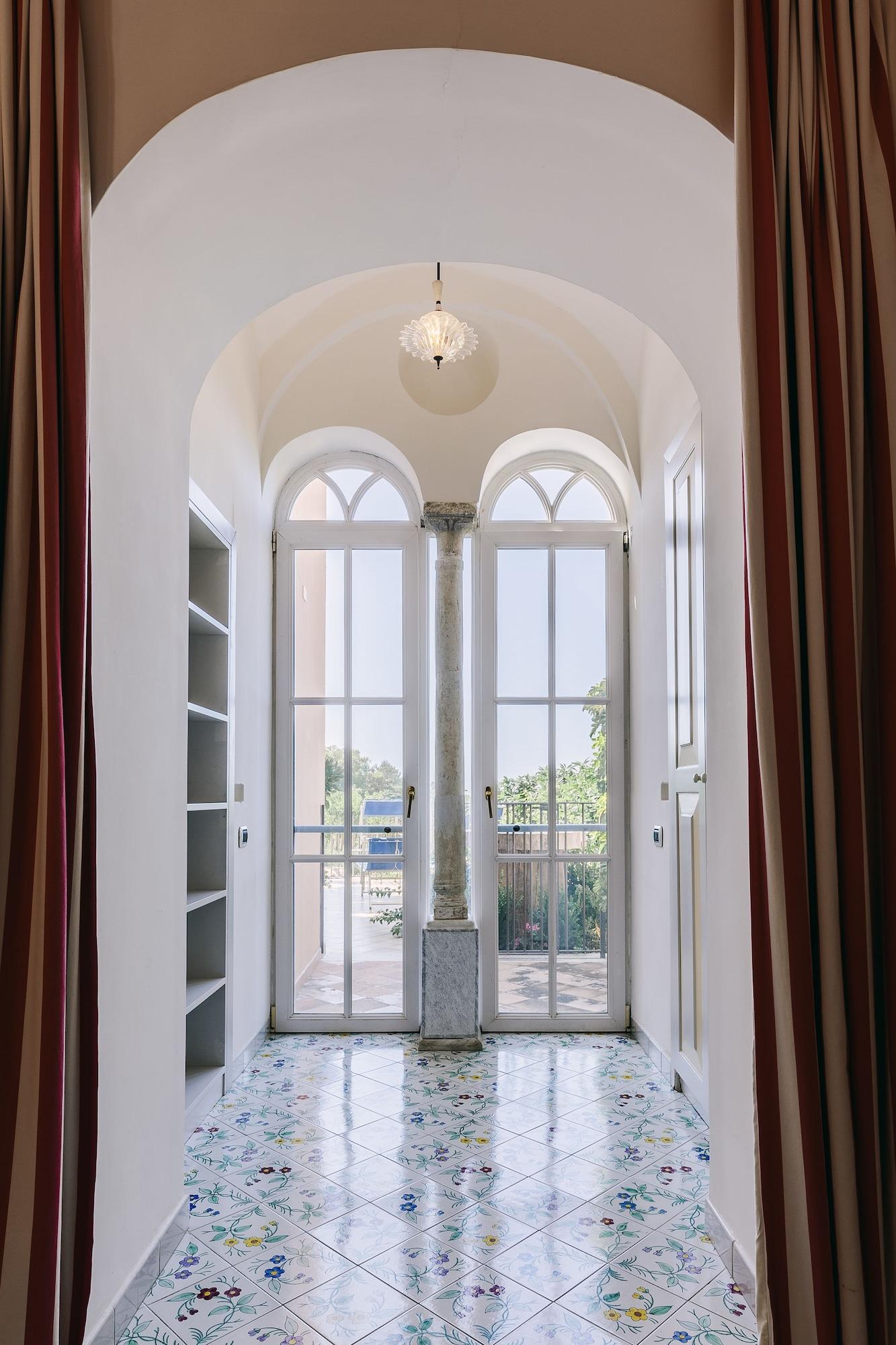 Hotel Villa Maria ราเวลโล ภายนอก รูปภาพ