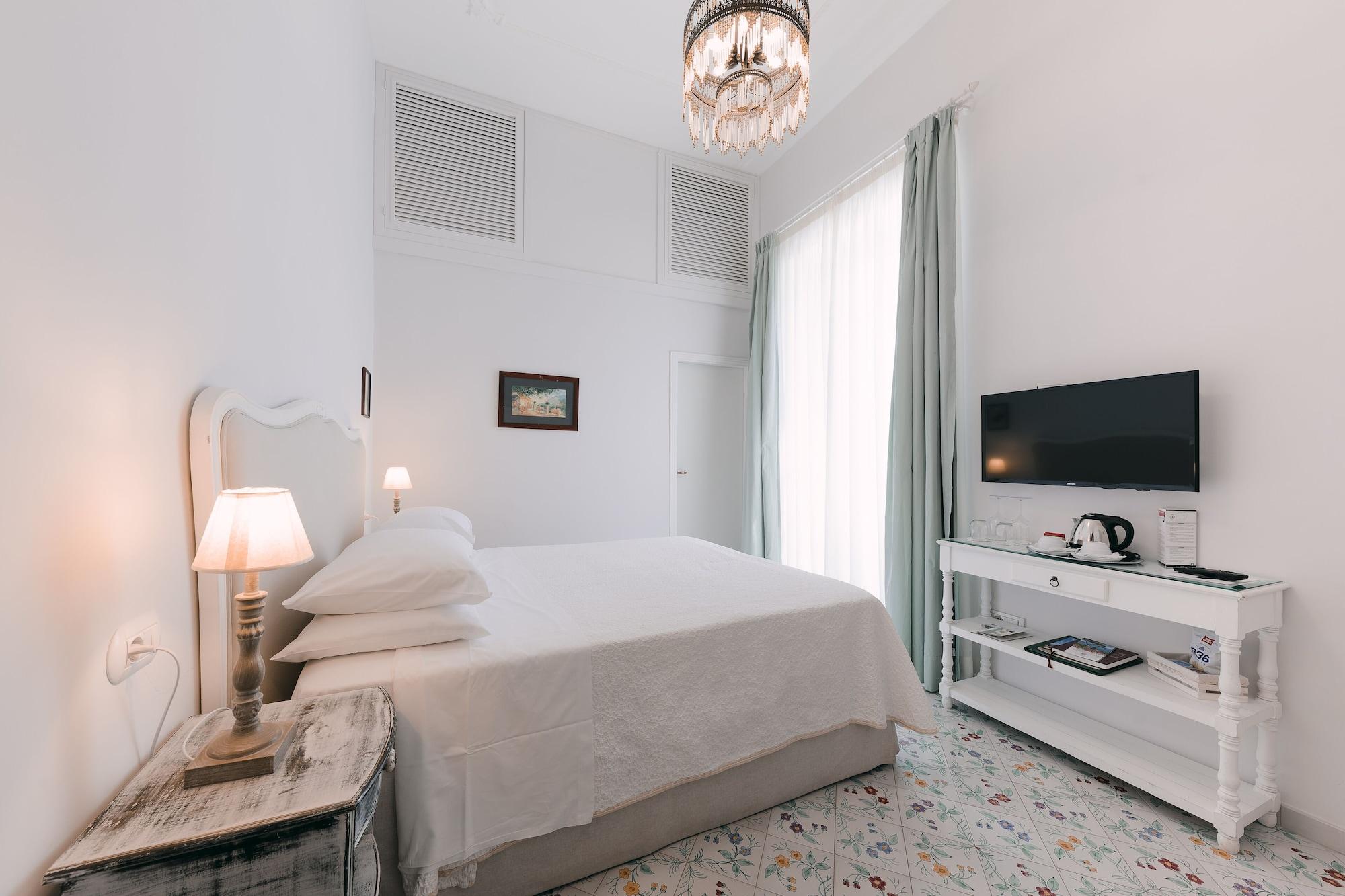 Hotel Villa Maria ราเวลโล ภายนอก รูปภาพ