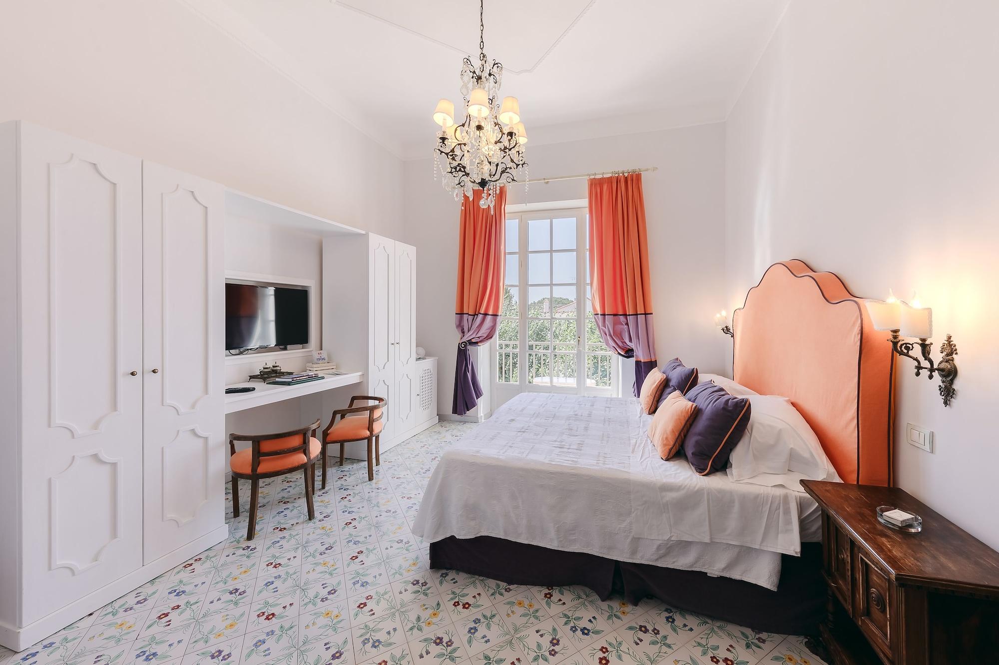 Hotel Villa Maria ราเวลโล ภายนอก รูปภาพ