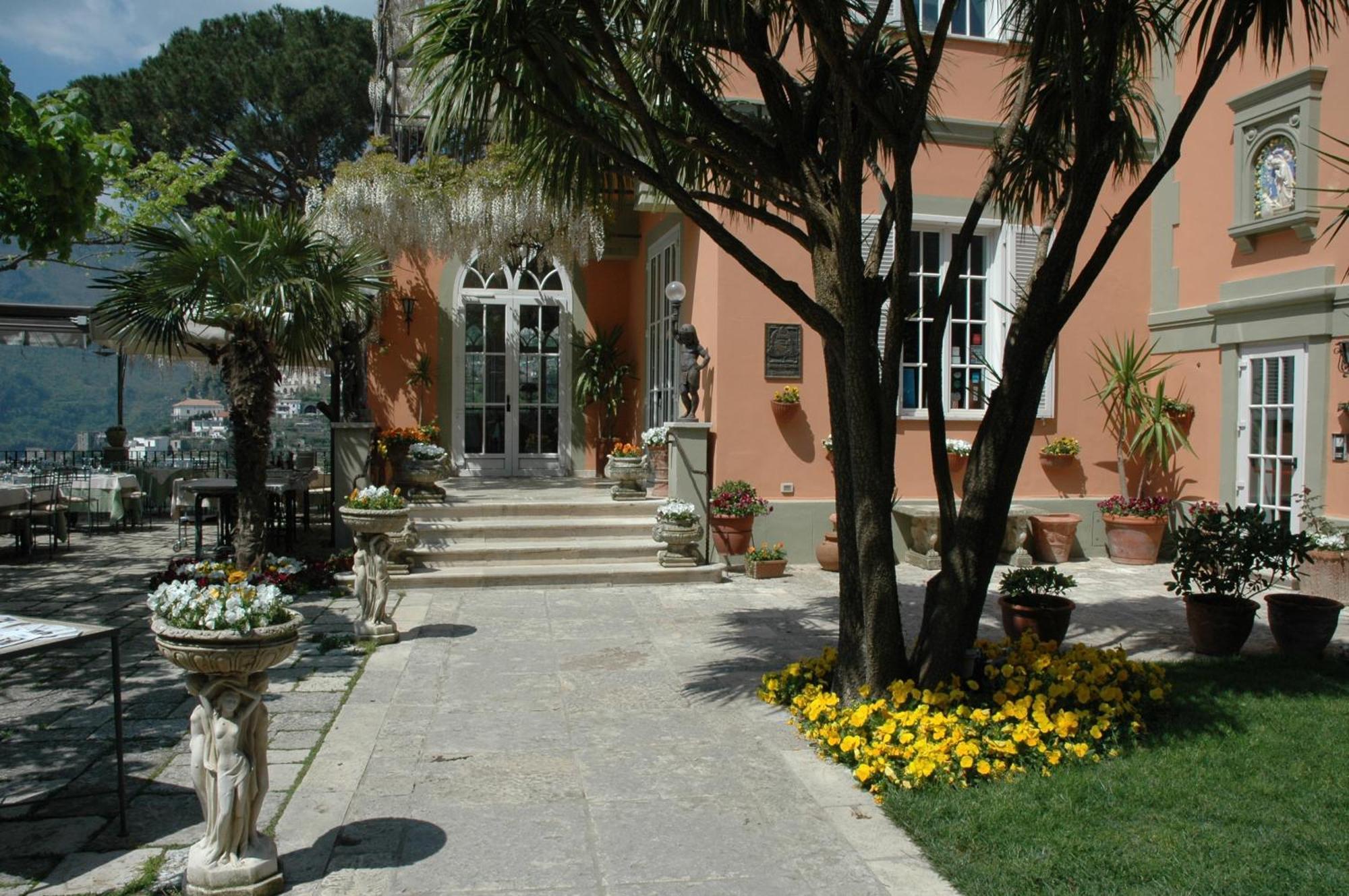 Hotel Villa Maria ราเวลโล ภายนอก รูปภาพ