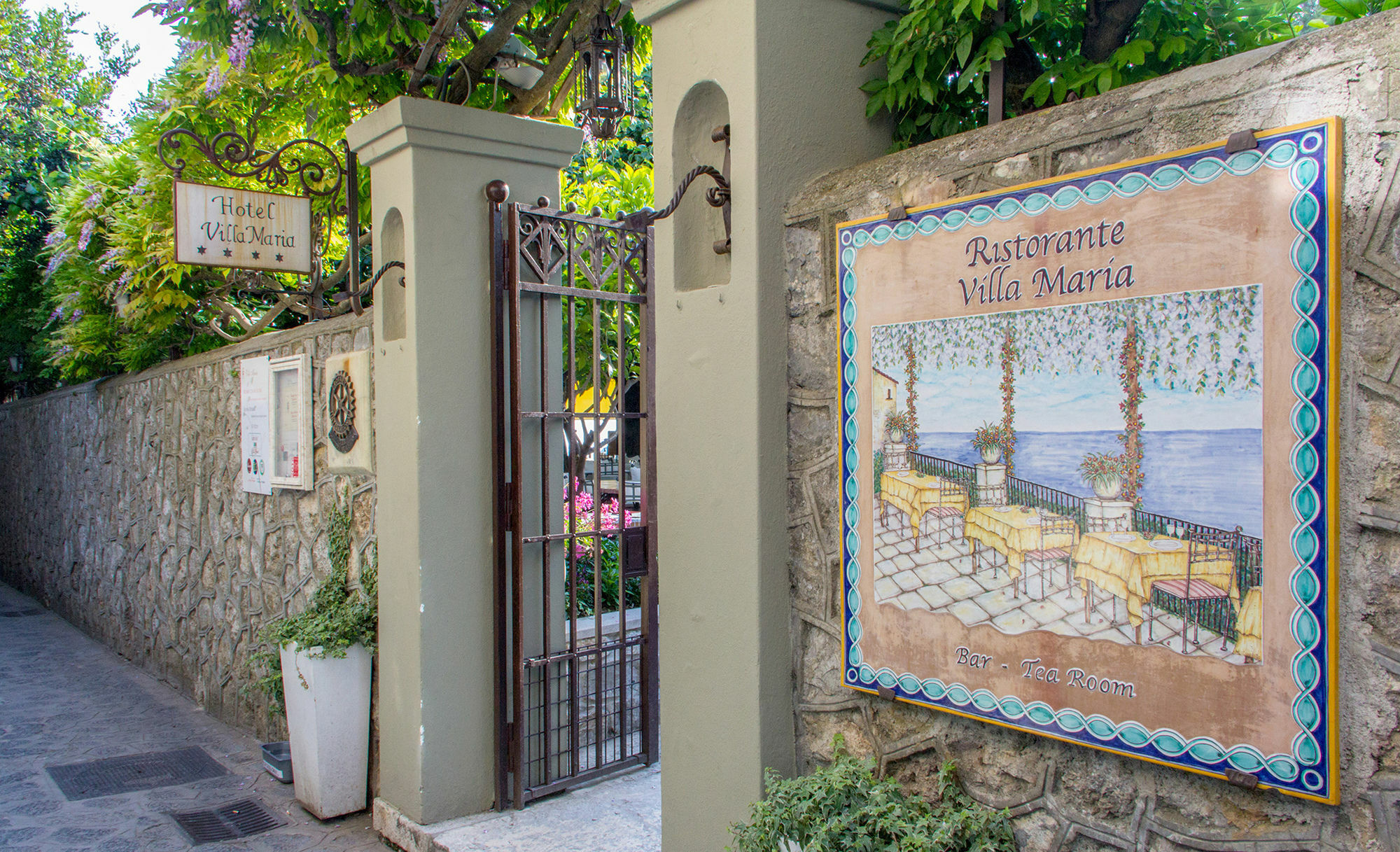 Hotel Villa Maria ราเวลโล ภายนอก รูปภาพ